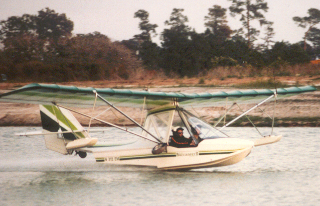 Buccaneer amphibian 2 place ultralight aircraft