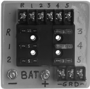 DC power distribution circuit 